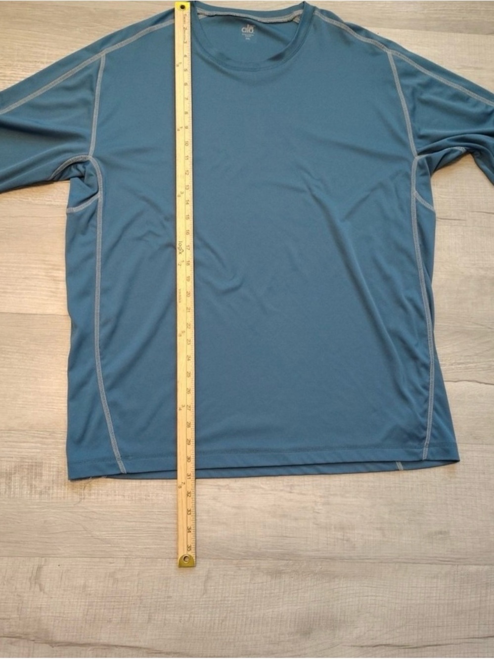 SOLDALO Yoga Men’s Long Sleeve Swim Rash Guard in Slate Blue with Contrast Stitc - Picture 6 of 6